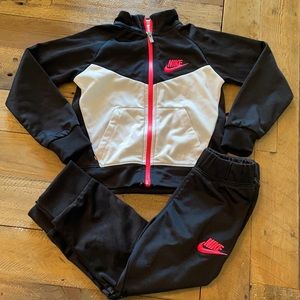Nike traffic suit